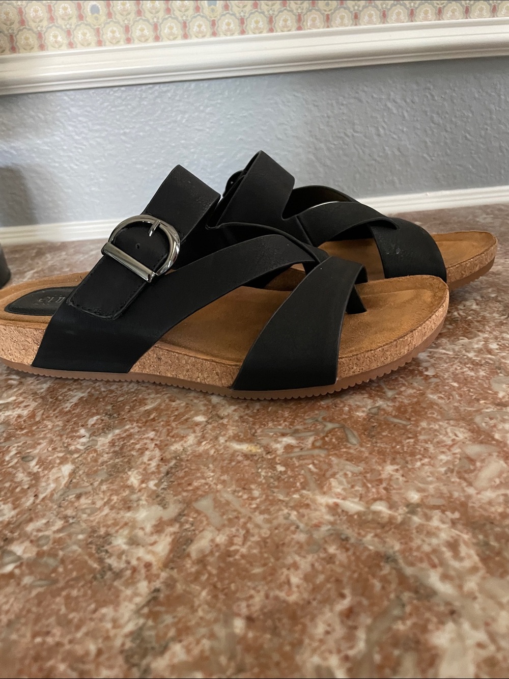 EuroSoft Black Leather Crisscross Buckle Sandals for Women - Picture 2 of 4